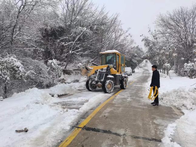 雪灾1.jpg